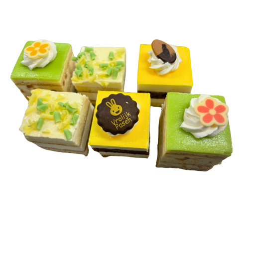 Afbeelding van 6 paas petit fours (4+2 gratis)